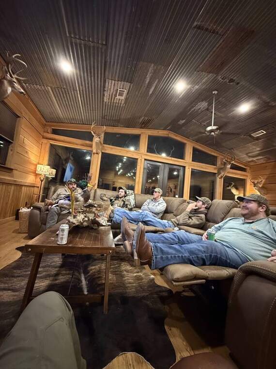 Kudzu Bluff lodge and property