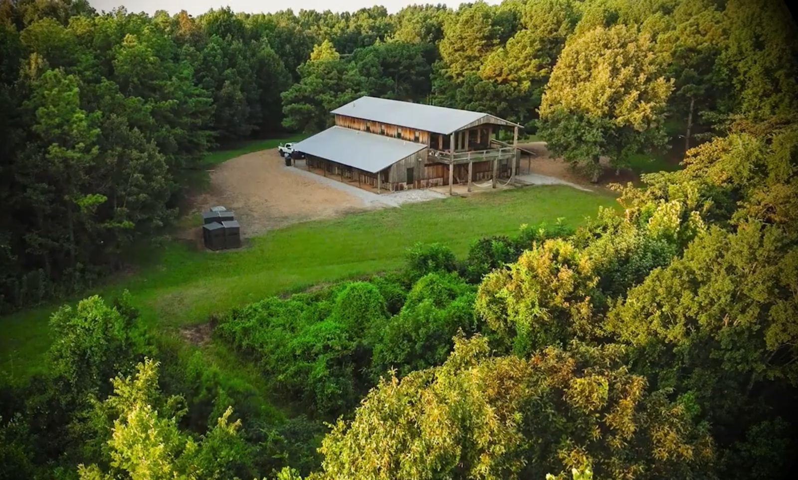 Aerial view of the Kudzu Bluff lodge and Mississippi Delta